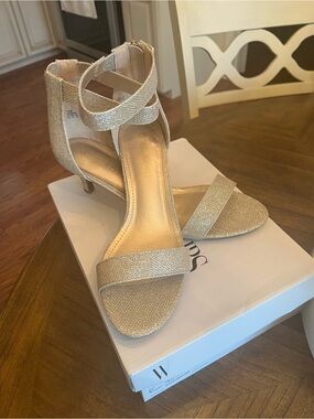 Dream Pairs Gold Glitter Ankle-Strap Heels
